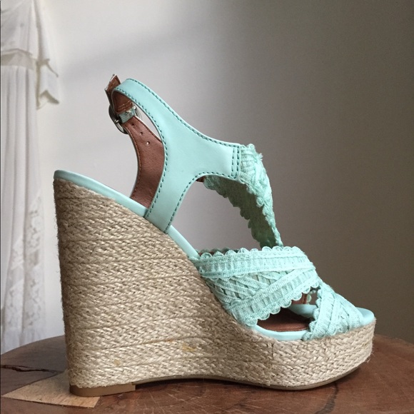 🍀 NWOT Lucky Brand Mint Wedges - Picture 3 of 8